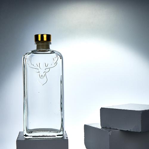 酒瓶伏特加酒瓶相似店鋪>進(jìn)入本店鋪>廠(chǎng)房面積:2000加工方式:經(jīng)營(yíng)模式